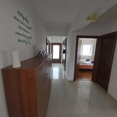 Apartmán Alina 1, *