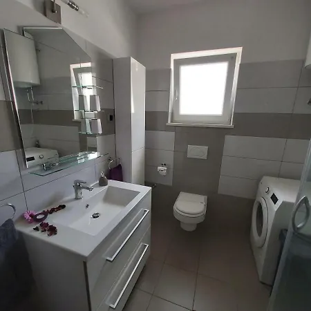 Alina 1, Apartmán *